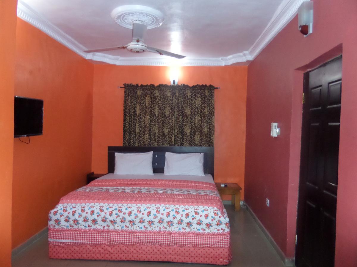 Ikotun De-Zone Hotel מראה חיצוני תמונה
