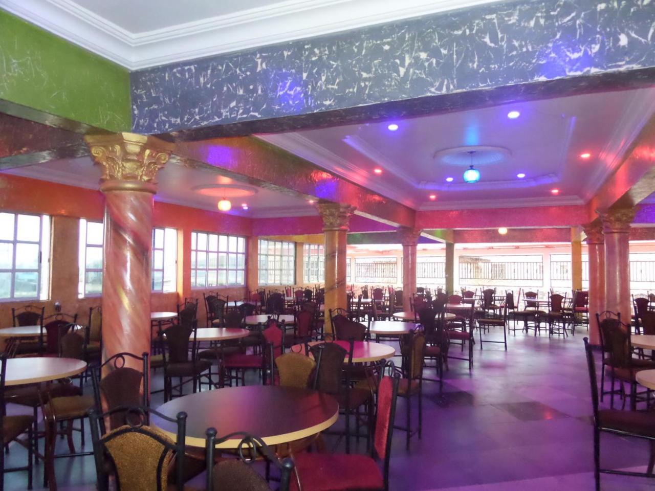 Ikotun De-Zone Hotel מראה חיצוני תמונה